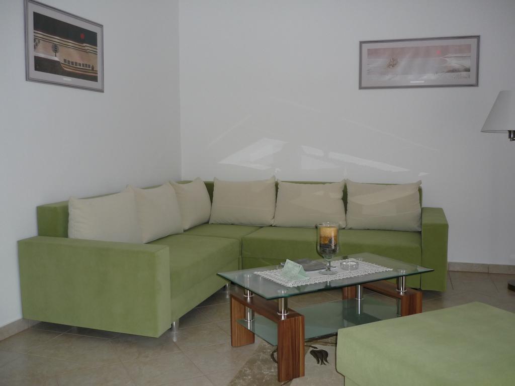 Oereg Malom Hotel Csepreg Habitación foto
